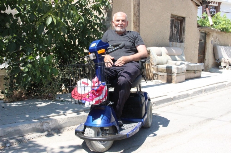 Akülü Arabası Çalınan Adamı Hayırsever Sevindirdi