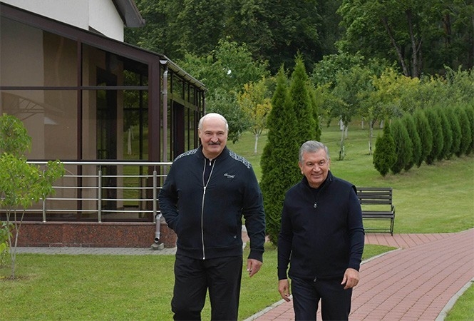 Özbekistan Cumhurbaşkanından Belarus’a Ziyaret