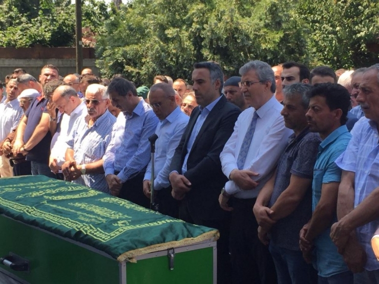 Başkan Alemdar’ın Dayısı Son Yolculuğuna Uğurlandı