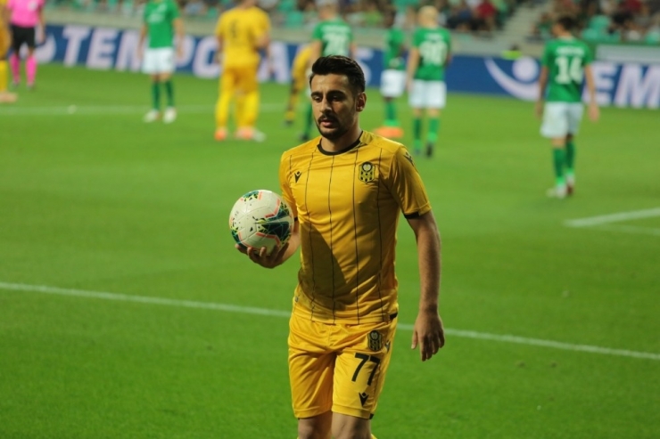 Yeni Malatyaspor Uefa Avrupa Ligi’nde Bir Üst Tura Yükseldi