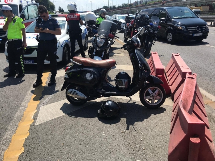 15 Temmuz Şehitler Köprüsü Girişinde Motosiklet Kazası