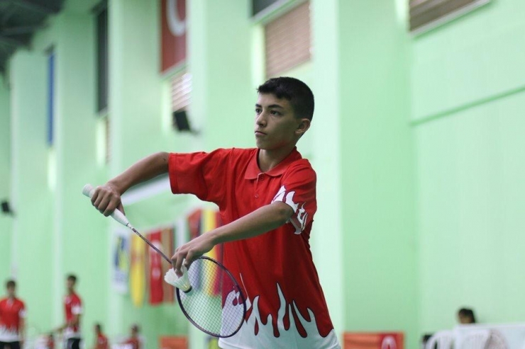 U17 Open Uluslararası 17 Yaş Altı Badminton Turnuvasına Kayseri’den İki Sporcu Katılıyor