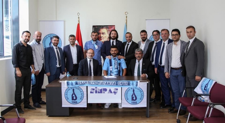 Belediye Kütahyaspor’dan Stoper Transferi