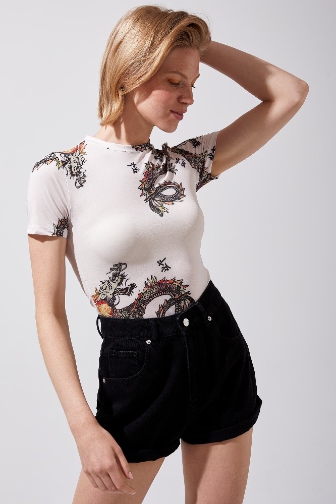 Defacto Yaz Sezonunun Şort Trendlerini Açıkladı.