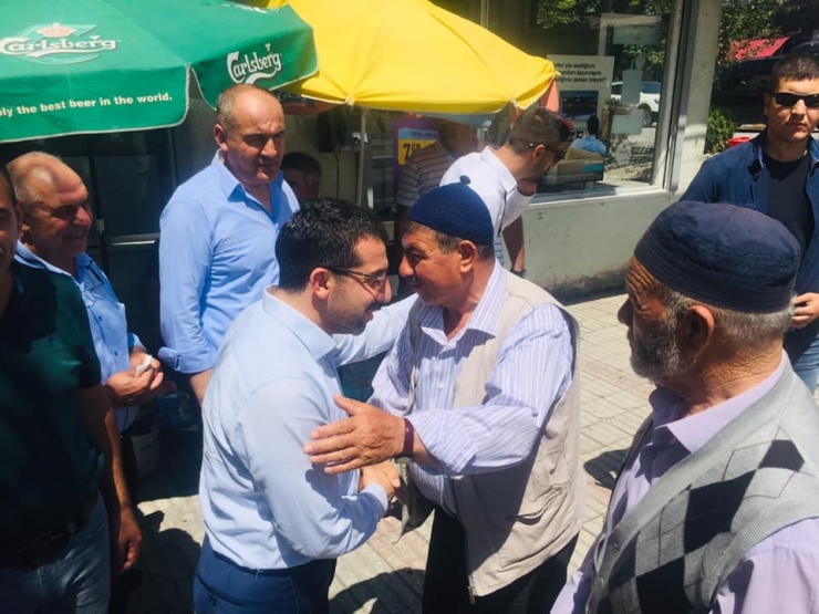 Başkan Çalkın’ı Vatandaşlar Bağrına Basıyor