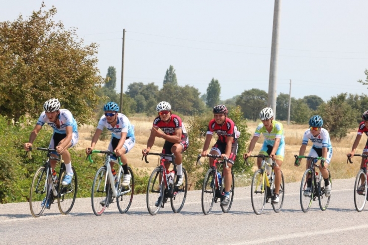 Beyşehir’de Bisiklet Yarışı