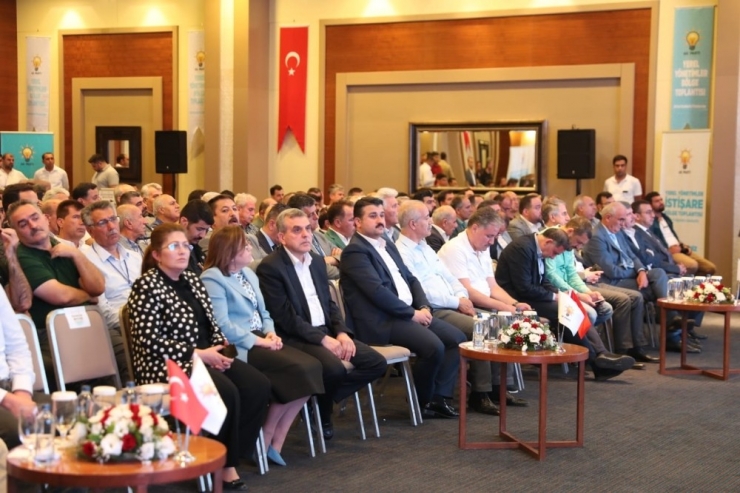 Ak Başkanlar Deneyimlerini Paylaştı