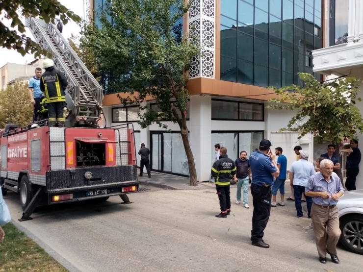 Tekirdağ’da Korkutan Yangın