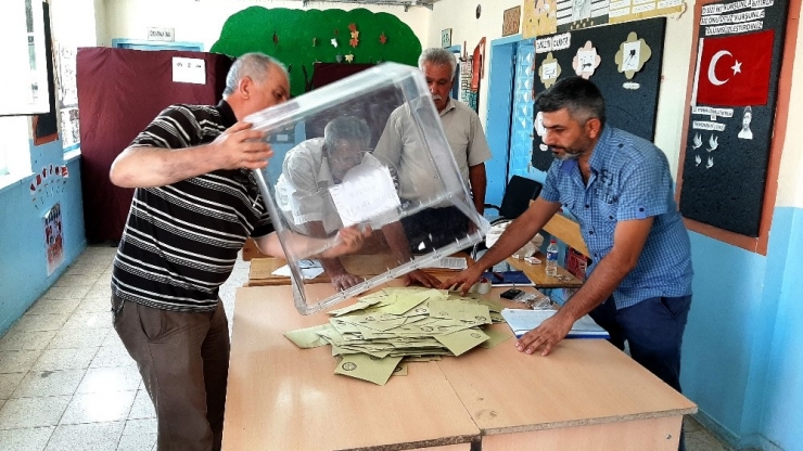 Adıyaman’ın İlk Kadın Belediye Başkanı Seçildi