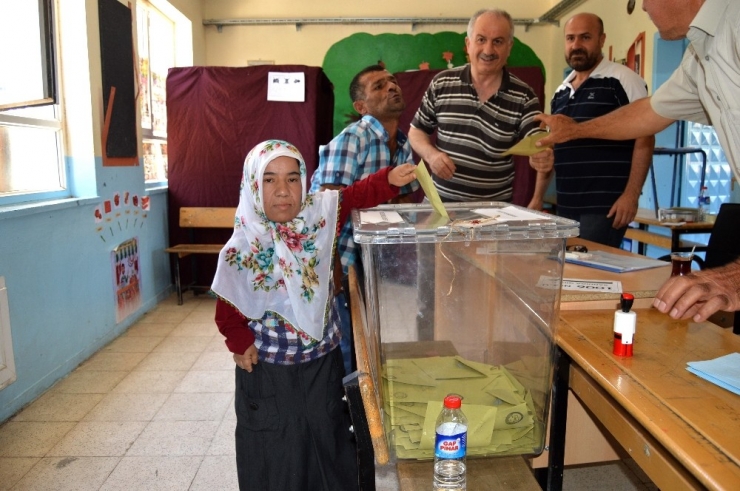 Suvarlı’da Oy Verme İşlemi Sona Erdi