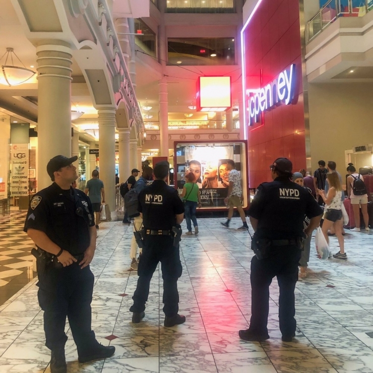 Abd’deki Saldırılar Sonrası New York’ta Güvenlik Önlemleri Arttırıldı