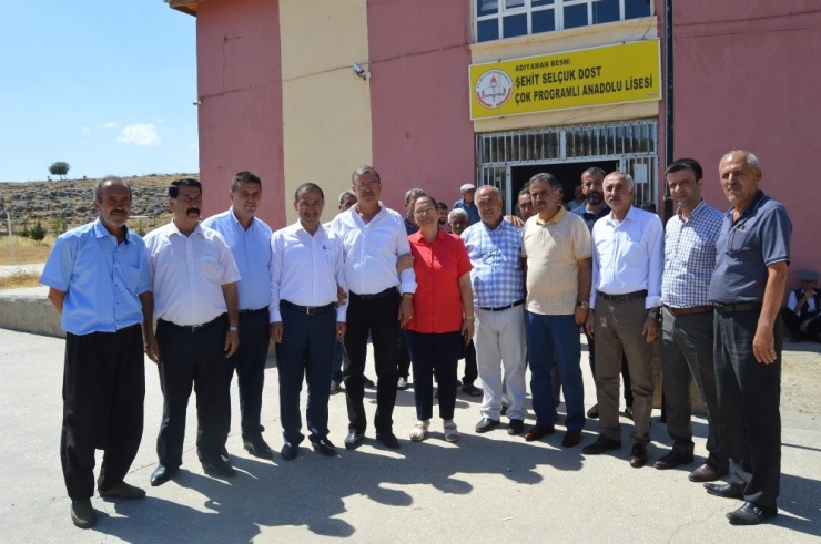 Milletvekilleri Sandıkları Gezdi