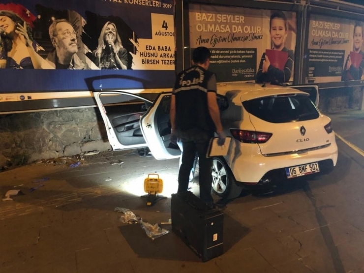 Ankara’da Kurşunlanan Sürücü Kaza Yaptı: 1’i Ağır 2 Yaralı