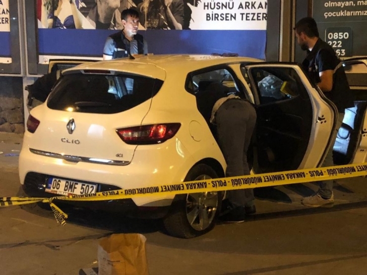 Ankara’da Kurşunlanan Sürücü Kaza Yaptı: 1’i Ağır 2 Yaralı