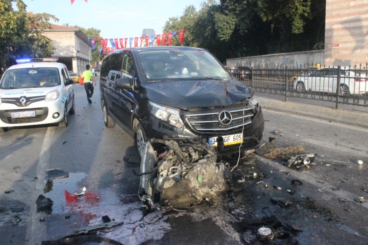 Beşiktaş Meydan’da Takla Atan Araç Karşı Şeritteki Araca Çarptı: 1 Yaralı