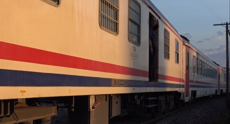 Doğu Ekspresi Çocuğa Çarptı