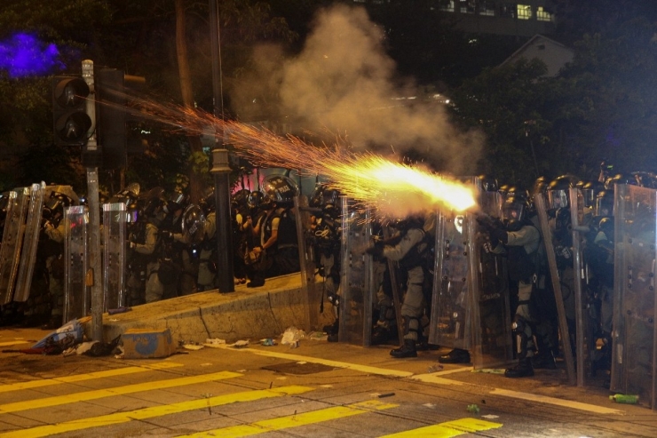 Hong Kong’da Protestolar Devam Ediyor