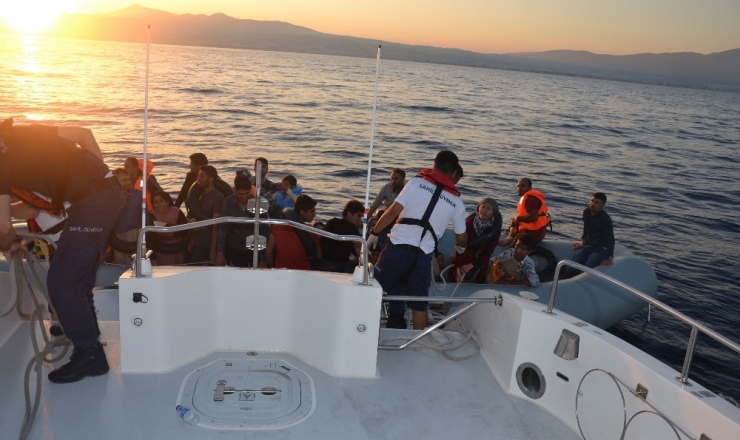 Kuşadası’nda 25’i Çocuk 42 Kaçak Göçmen Yakalandı