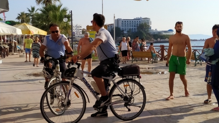 Kuşadası Dünyaca Ünlü Plajları Bisikletli Polislere Emanet