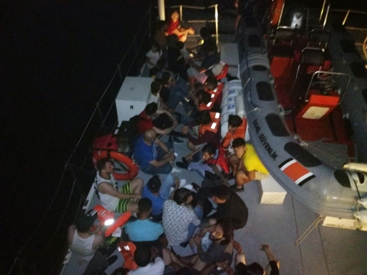 Datça Ve Bodrum’da 81 Göçmen Yakalandı