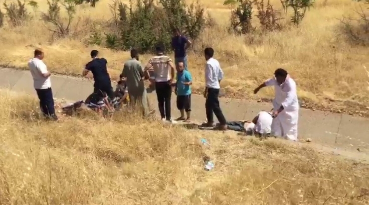 Mültecileri Taşıyan Minibüs Devrildi: 10 Yaralı