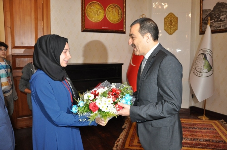 43 Gönüllü “Biz Anadoluyuz” Projesiyle Kars’a Geldi