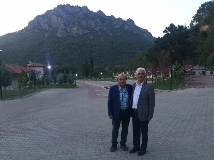 Ahilik Araştırma Merkezi Müdürü Ceylan Osmaneli’nde