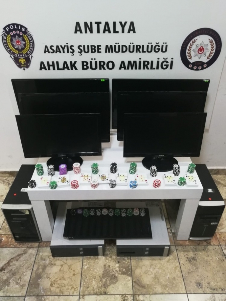 Antalya’da Kumar Baskını