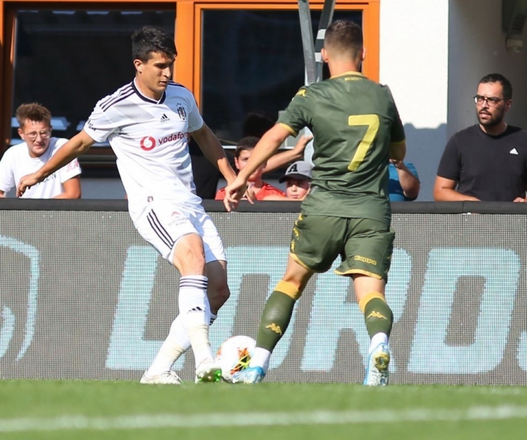 Beşiktaş’ta Necip Uysal Şoku