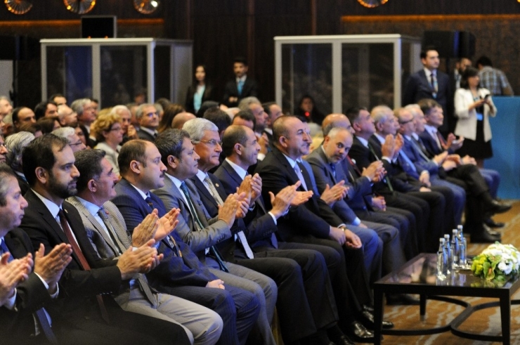 Dışişleri Bakanı Çavuşoğlu, "Bizimle İşbirliği Zeminin De Buluşun, Herkes Kazansın" Dedi.