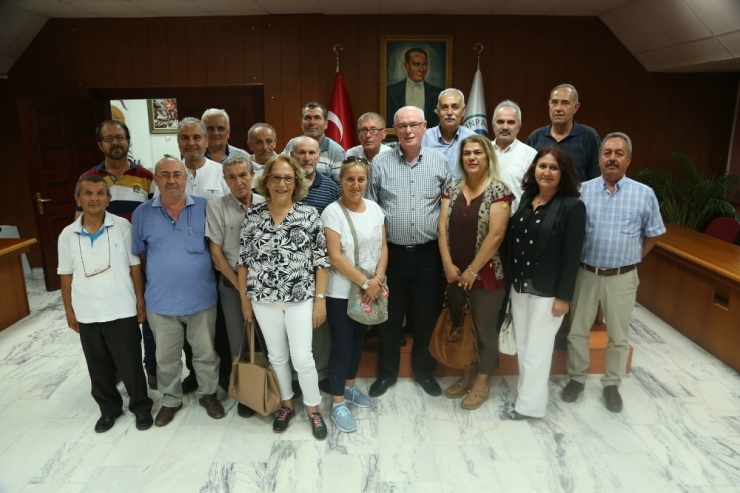 Gökmeydan Mahallesi Sakinlerinden Başkan Kazım Kurt’a Ziyaret