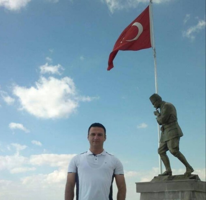 Görevi Başında Kalp Krizi Geçiren Polis Memuru Hayatını Kaybetti