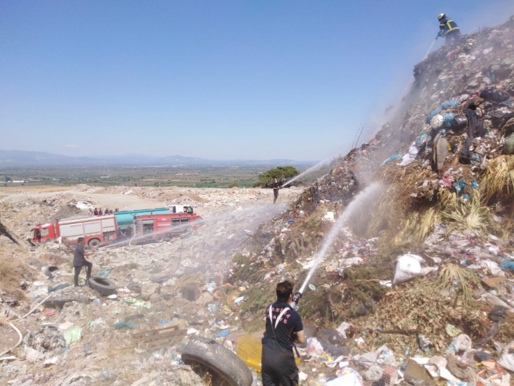 Çöplükteki Yangın Kısa Sürede Söndürüldü
