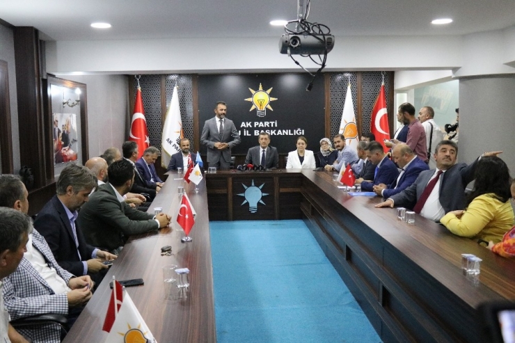 Milli Eğitim Bakanı Selçuk: “Dünya Klasiklerini Okuduğunu Kanıtlayan Liseliler Gençlik Kamplarında Misafir Edilecek”