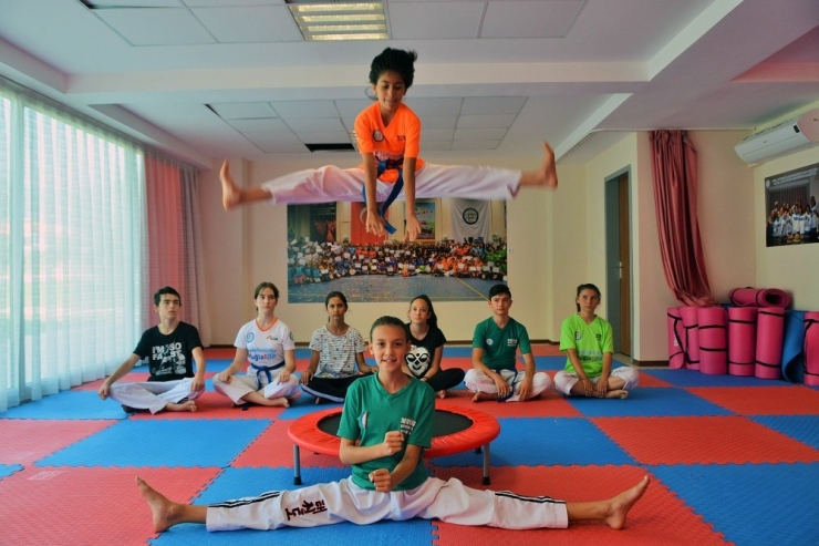 Büyükşehirin Yaz Spor Kursları Devam Ediyor