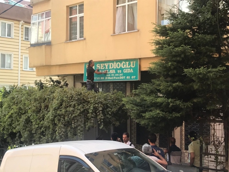 Seydioğlu Baklavaları’nın Tabelaları İndirildi