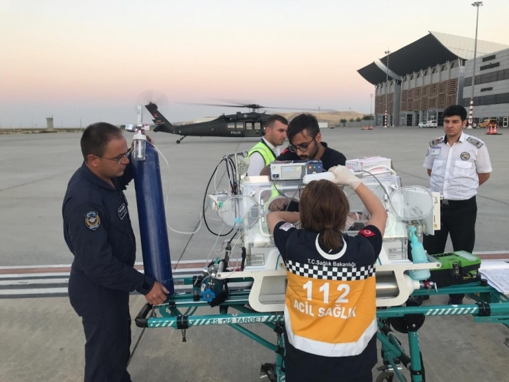 Polis Ekipleri Esra Bebek İçin Seferber Oldu