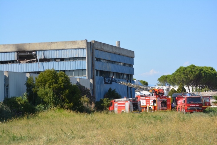 Ayvalık’ta Aynı Bölgede 3 Gün Arayla İkinci Fabrika Yangını