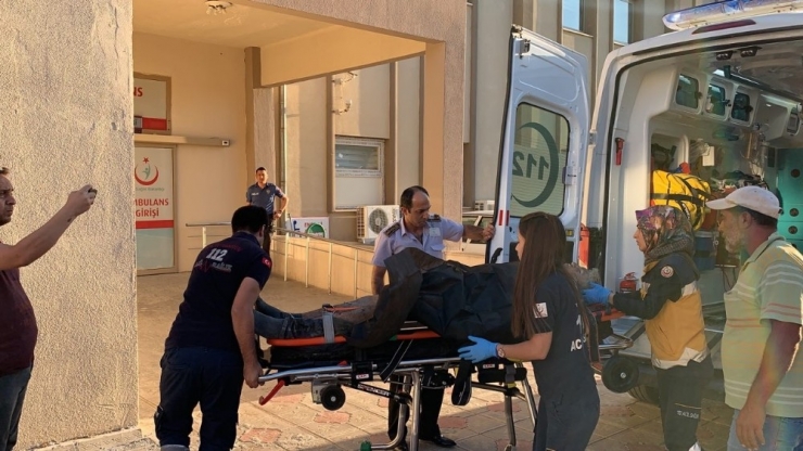 Hes İnşaatında İskele Çöktü: 4 Yaralı