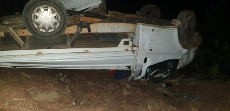 Kamyonet, Mevlid Dönüşü 80 Metrelik Uçuruma Yuvarlandı: 1 Ölü, 4 Yaralı