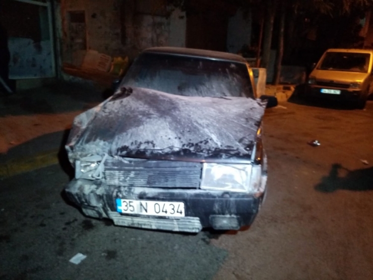 Otomobiliyle Önce Duvara Çarptı Sonra Olay Yerinden Kaçtı