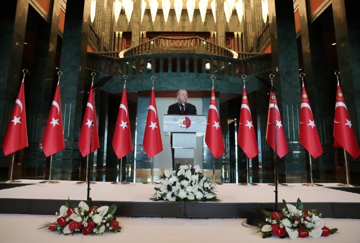 Cumhurbaşkanı Recep Tayyip Erdoğan: "S-400 Konusunu Türkiye İçin Kriz Haline Dönüştürülmesini İyi Niyetli Görmüyoruz."