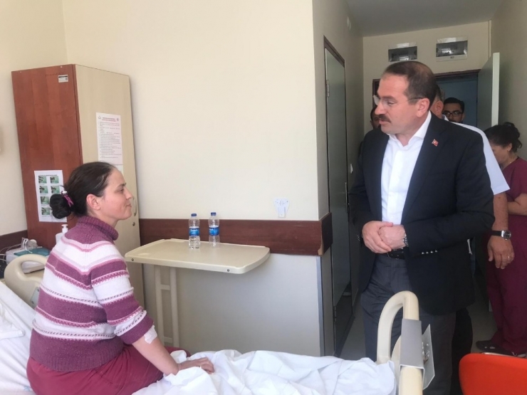 Amonyak Gazından Zehirlenen İşçilere Ziyaret