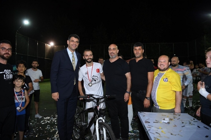 İstasyon Mahallesi Turnuvasında Şampiyon Kuyumcular