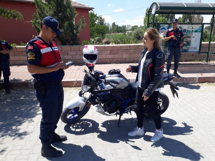 Jandarma Bayram Denetimlerine Başladı