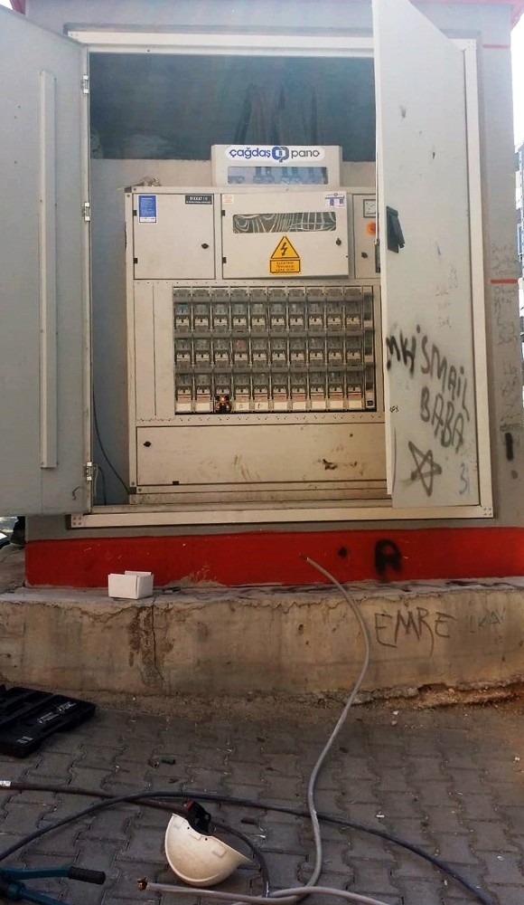 Hırsızlar Trafolara Dadandı