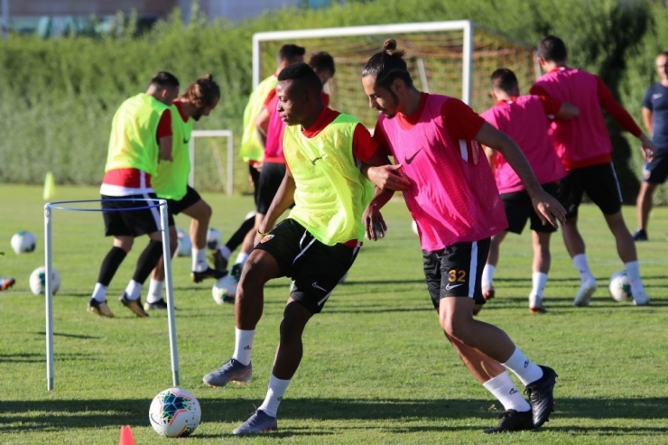 Kayserispor Yeni Sezon Hazırlıklarını Sürdürüyor