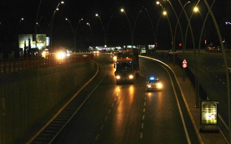 Suriye Sınırına Askeri Sevkiyat