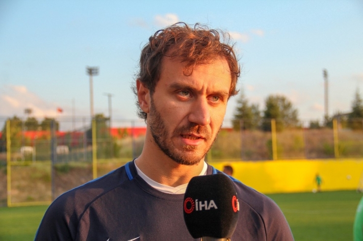 Korcan Çelikay: “Lige Ne Kadar İyi Başlayabilirsek O Kadar Önde Götürebiliriz”