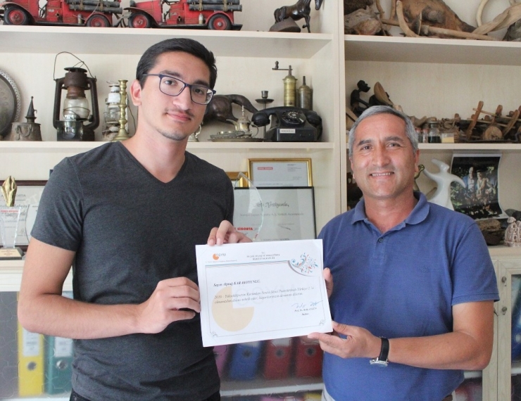 Yks Eşit Ağırlık Şampiyonu Tek Tercihle Galatasaray Üniversitesi Hukuk Fakültesine Yerleşti